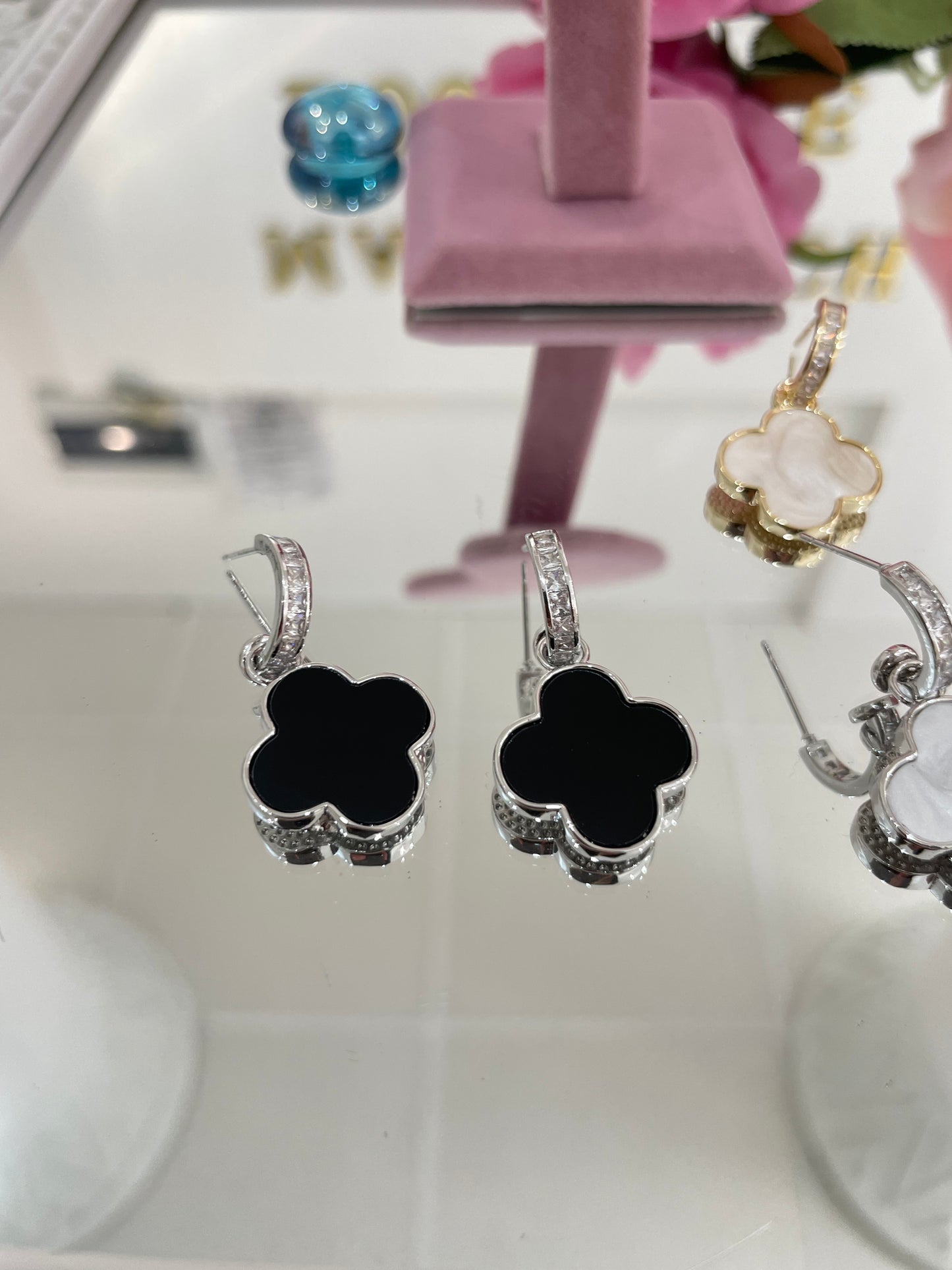 Обеци детелинки