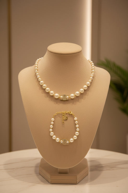 Colier elegant cu perle Minna
