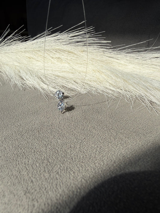 Колие с едно камъче