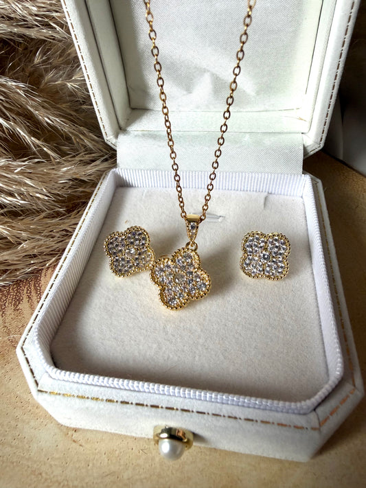 Комплект „Clovera Shine Set“