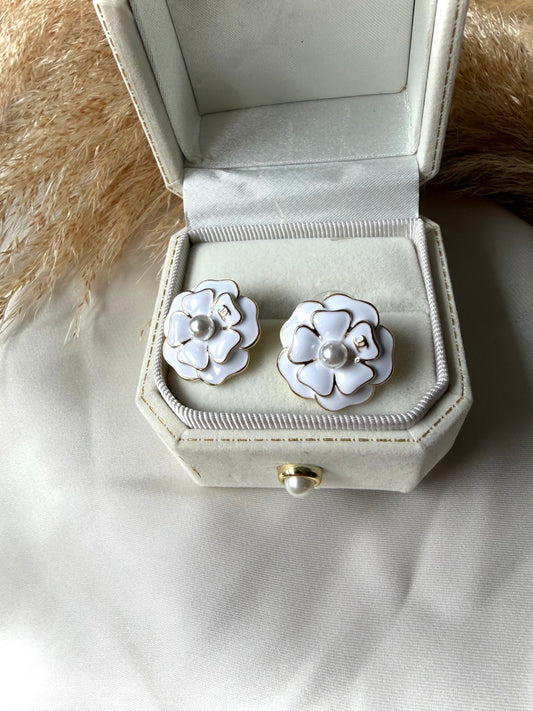 Cercei Pearl Blossom