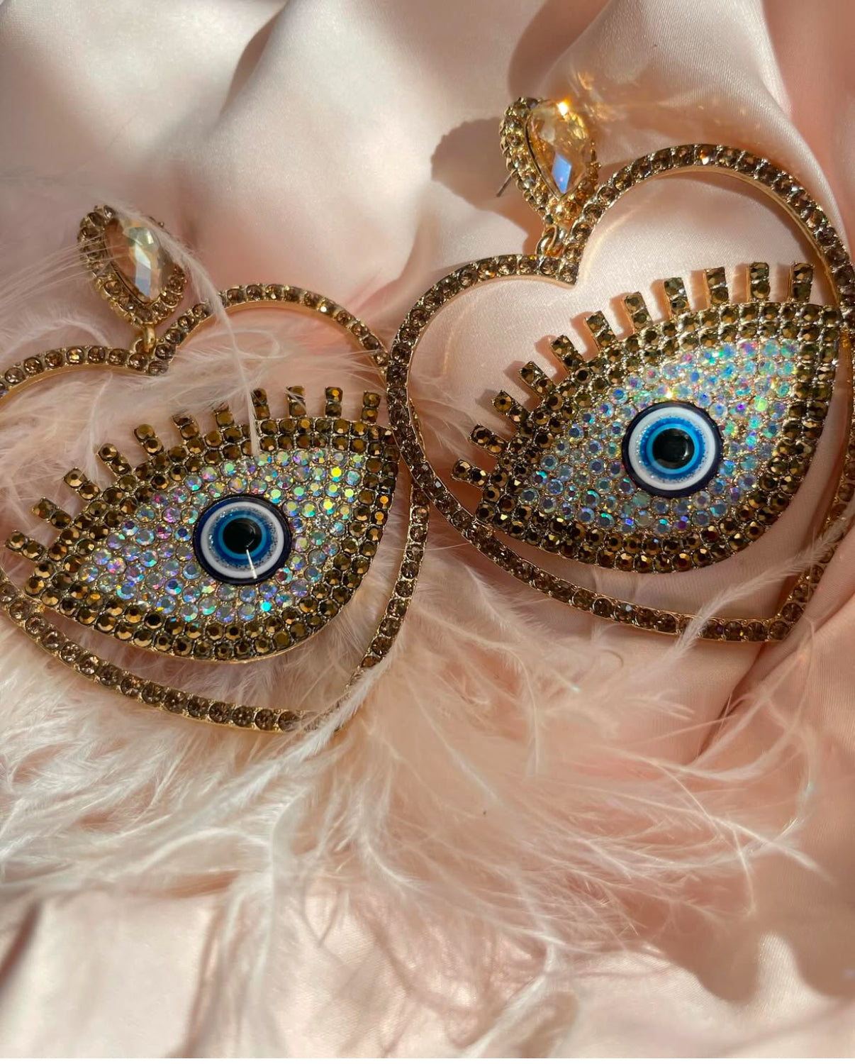 Обеци “Назар”