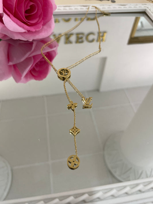 Дамско колие “LV”