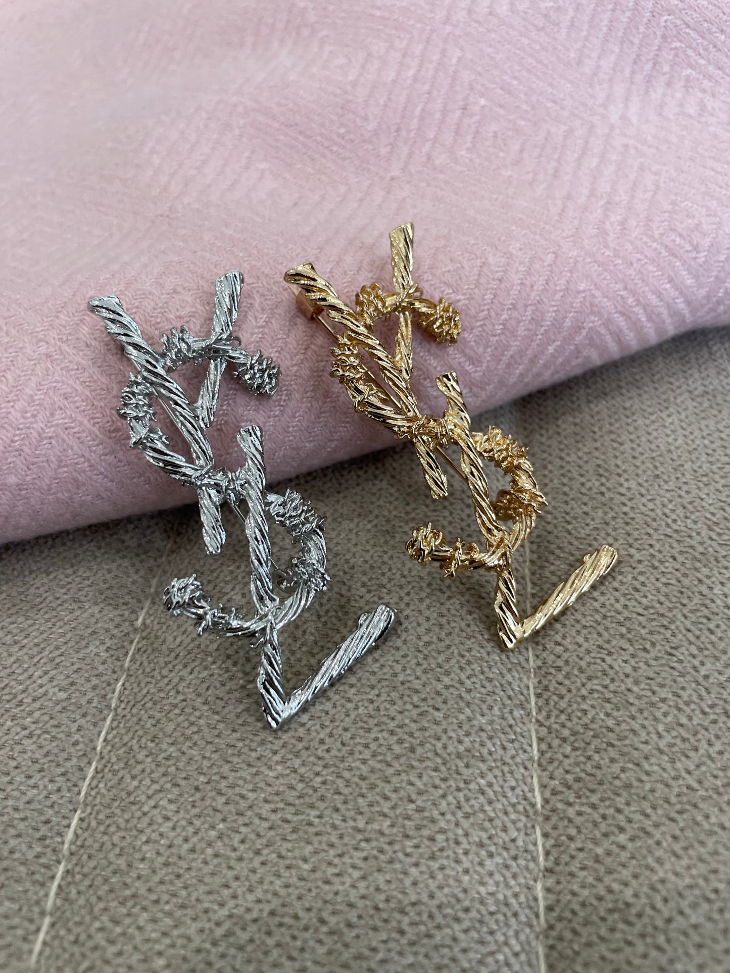 Брошка “Lux”