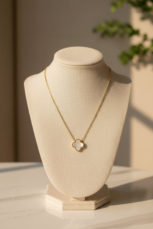 Colier elegant Clover