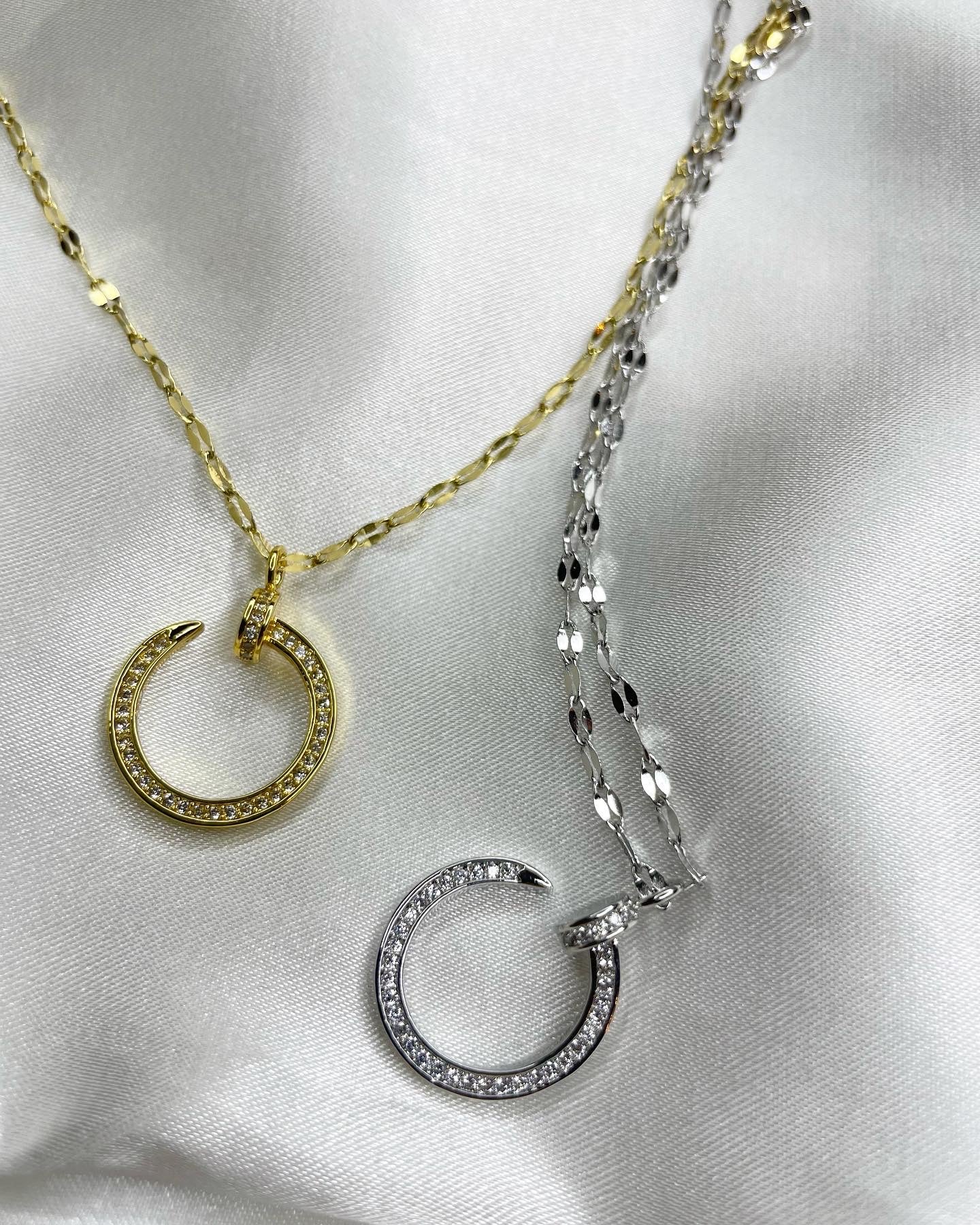 Колие "Пирон"