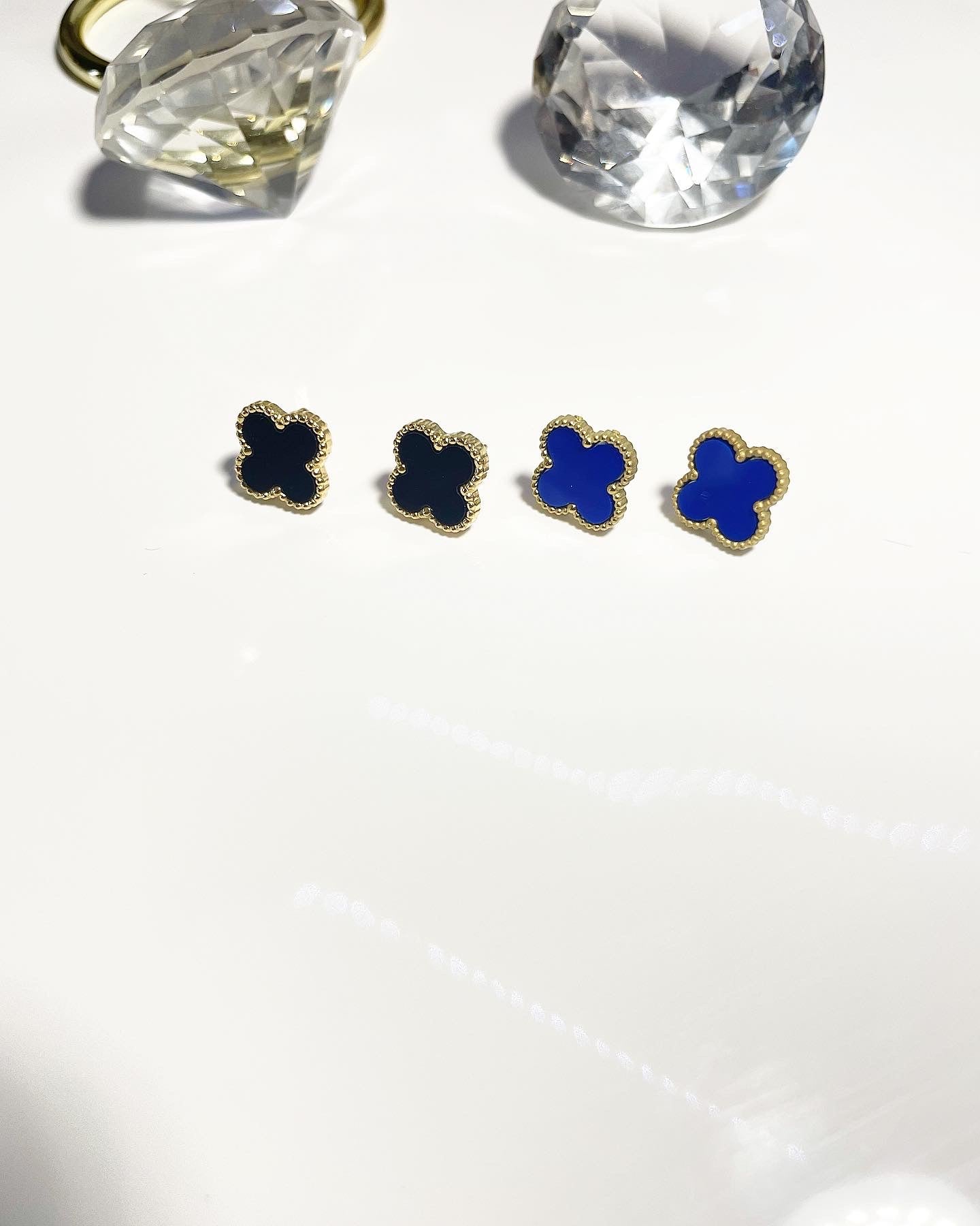 Обеци детелина