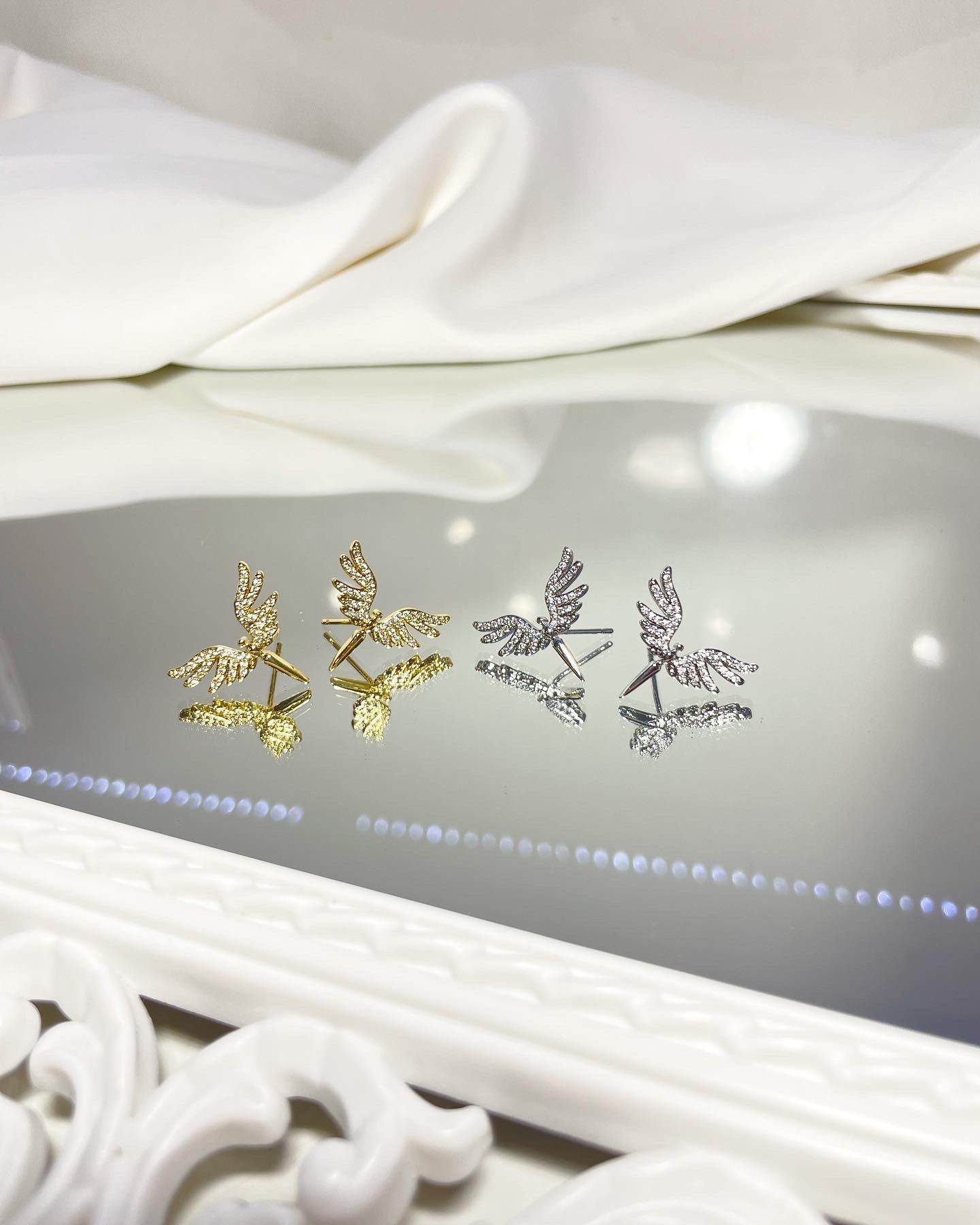 Обеци Феникс