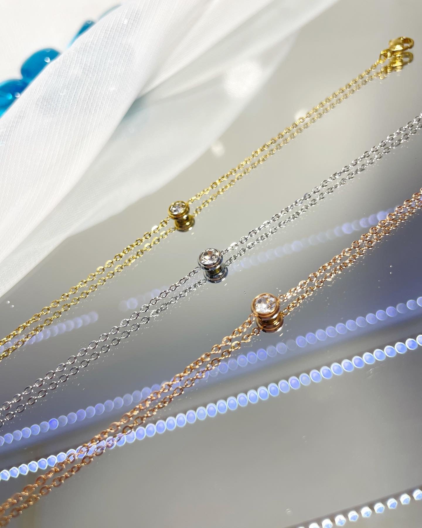 Гривна с едно камъче