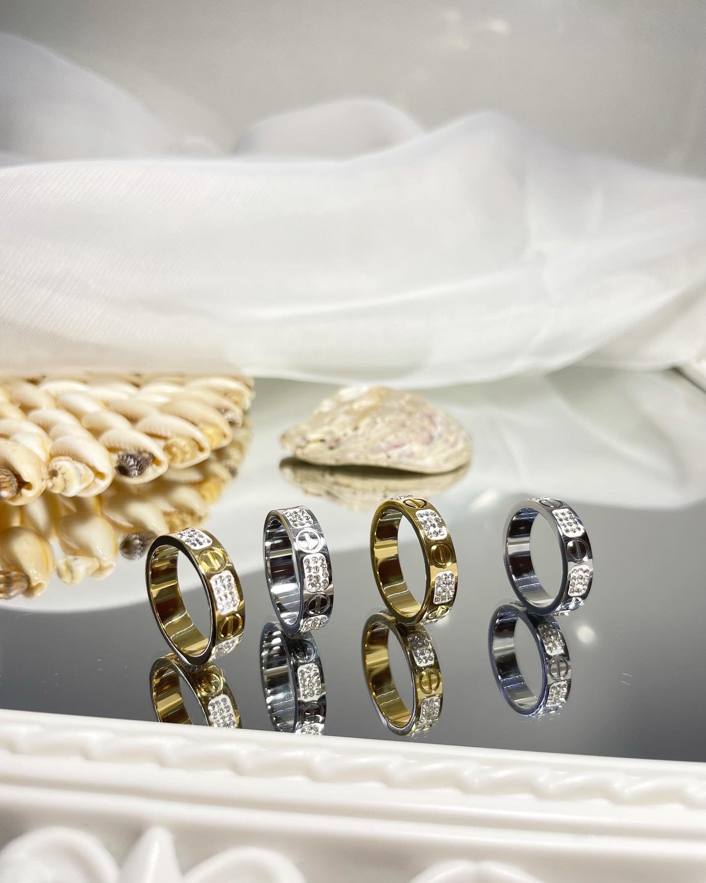 Пръстен "Love“