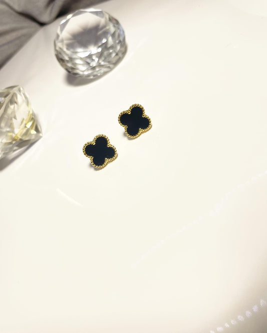 Обеци детелина