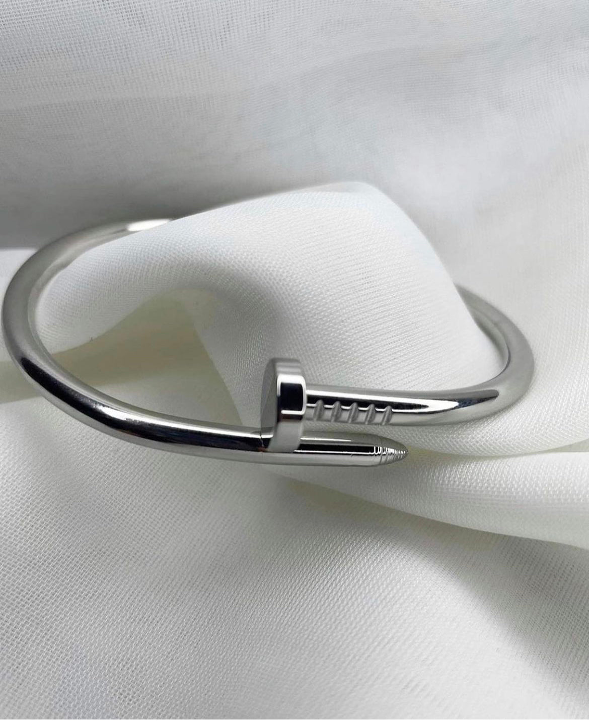 Гривна "Пирон"