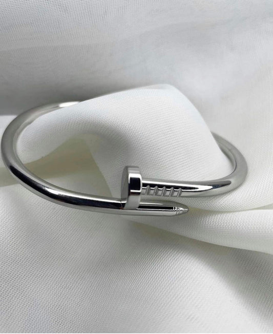 Гривна "Пирон"