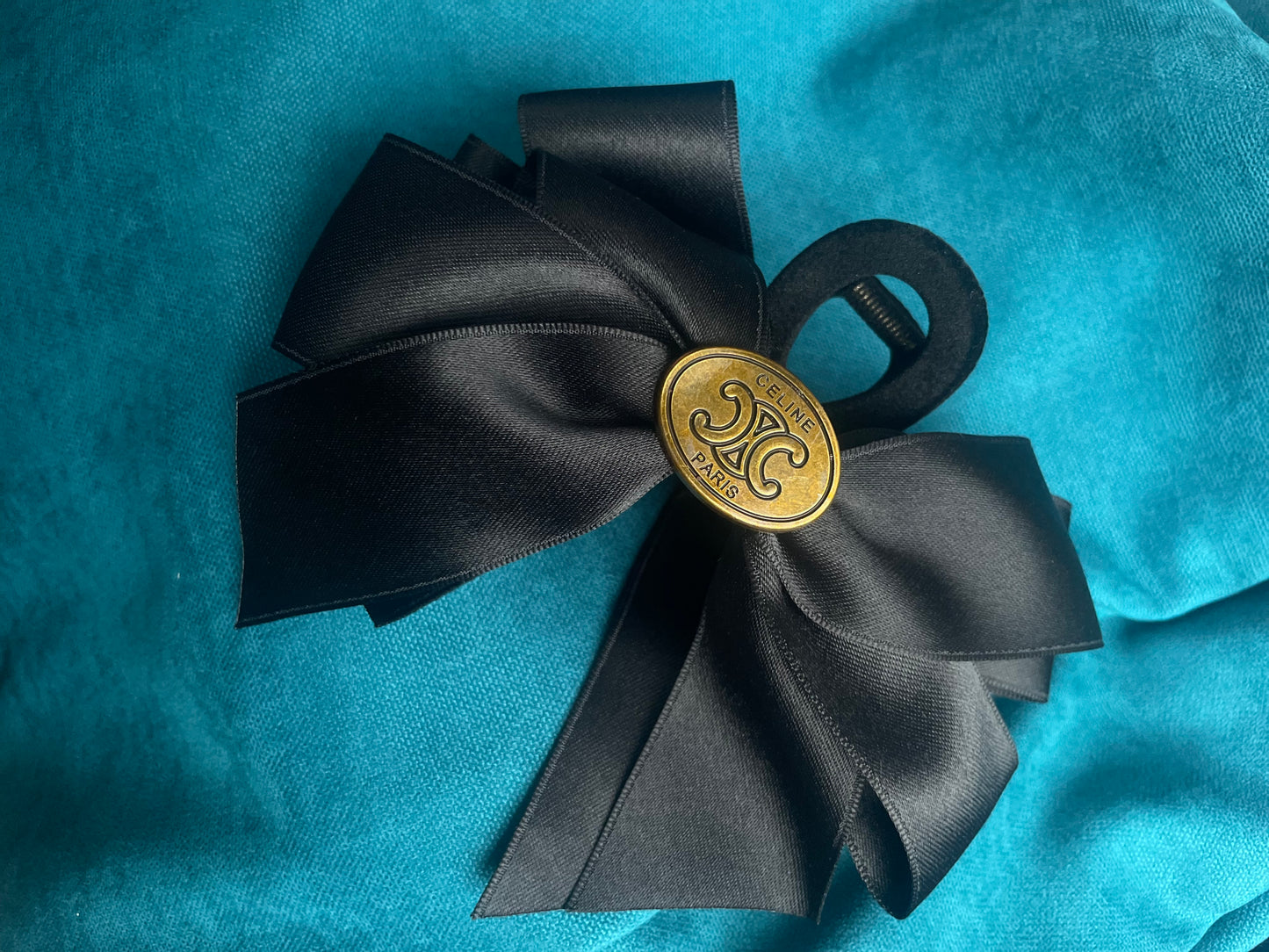 Кадифена шнола-панделка