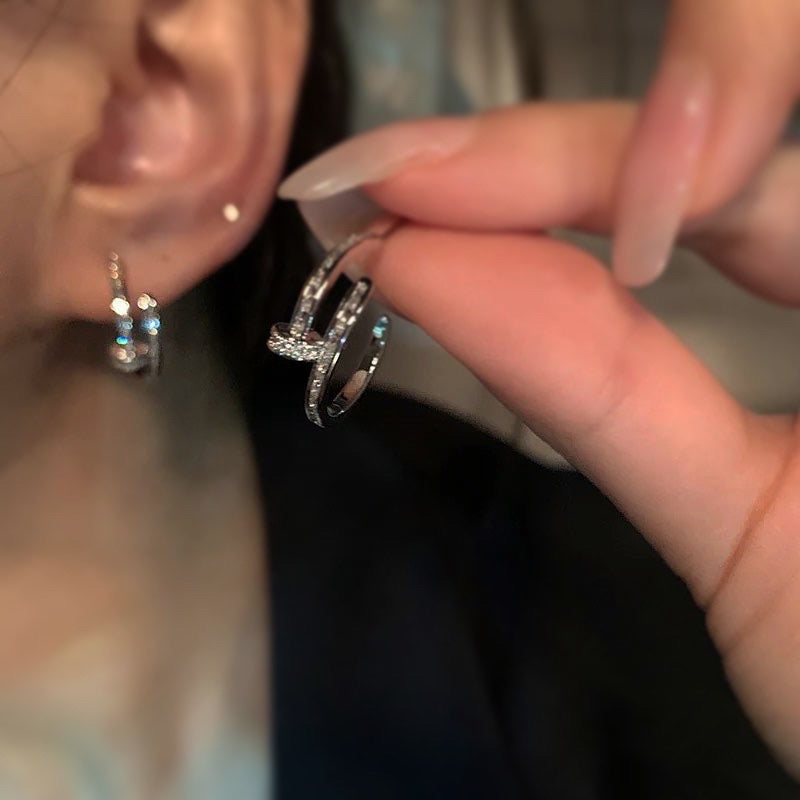 Обеци "Пирон"