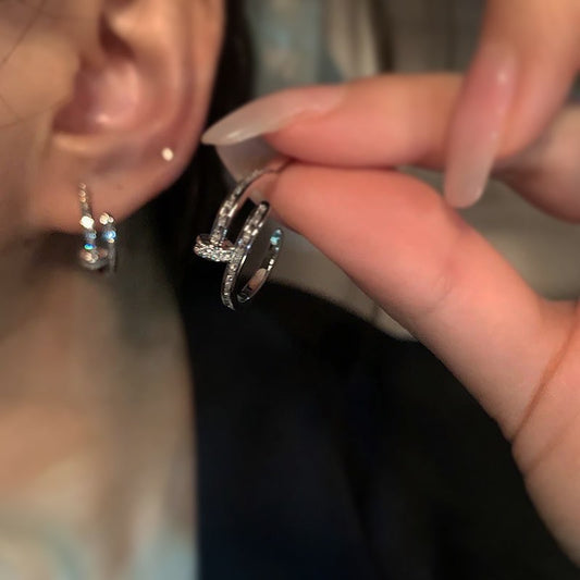 Обеци "Пирон"