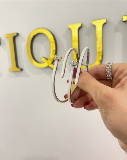 Дамска гривна “white”