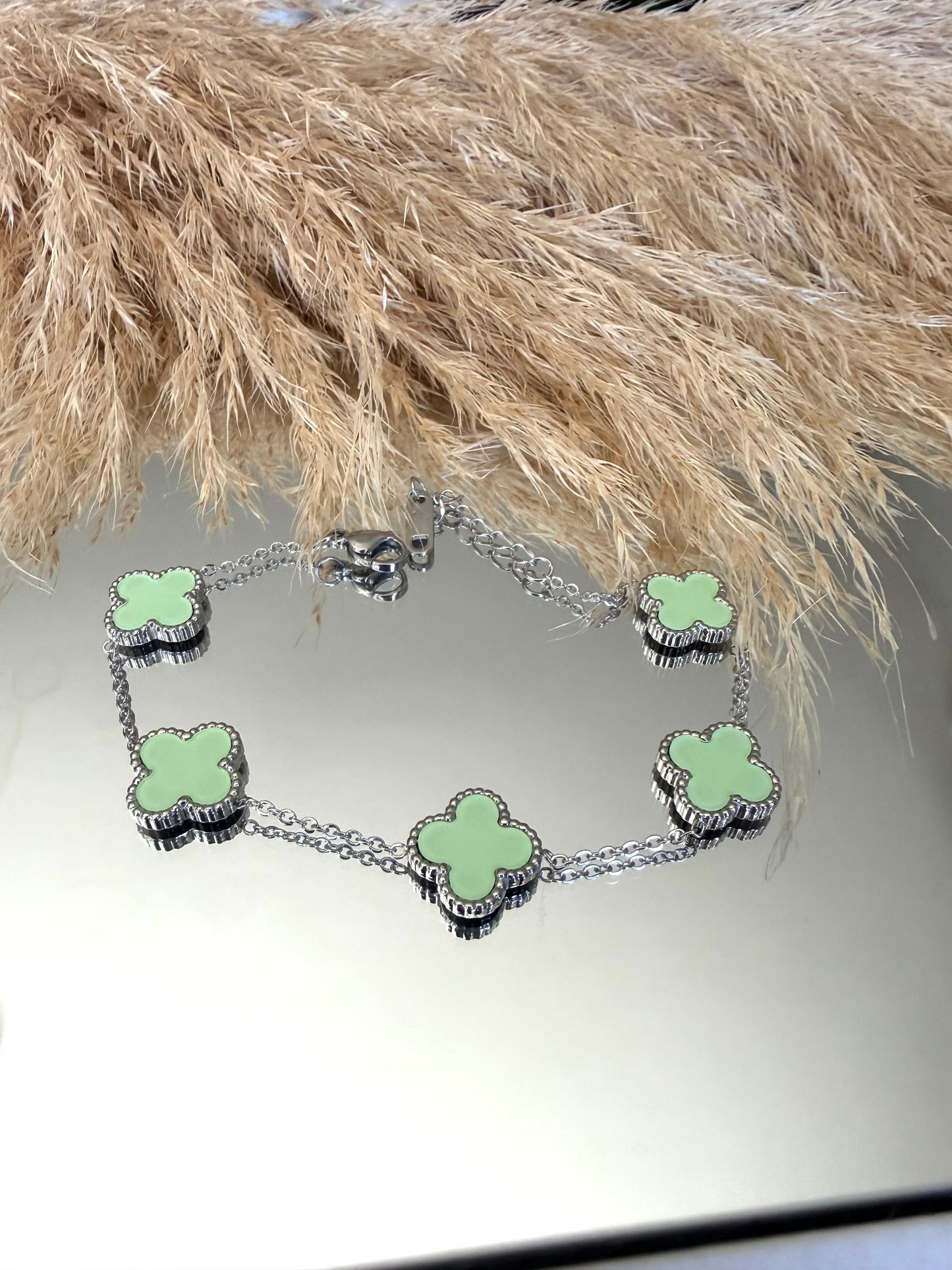 Гривна Baby green
