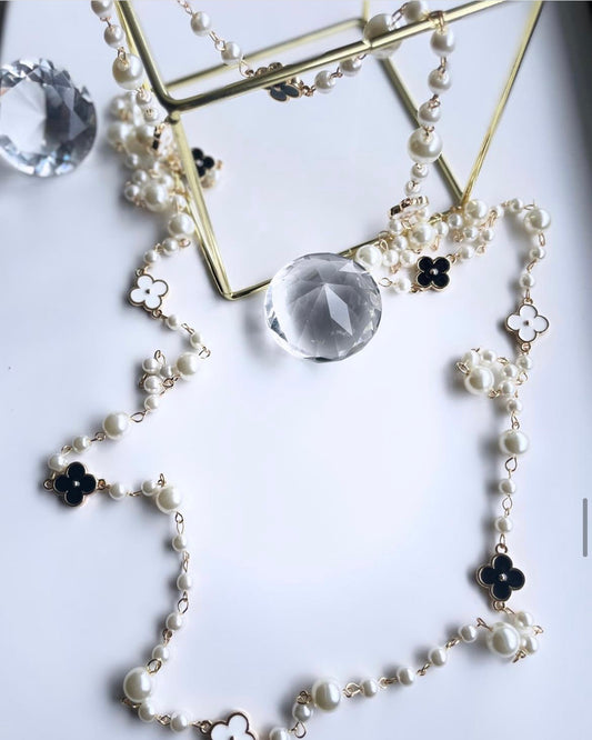 Дълго колие с перли