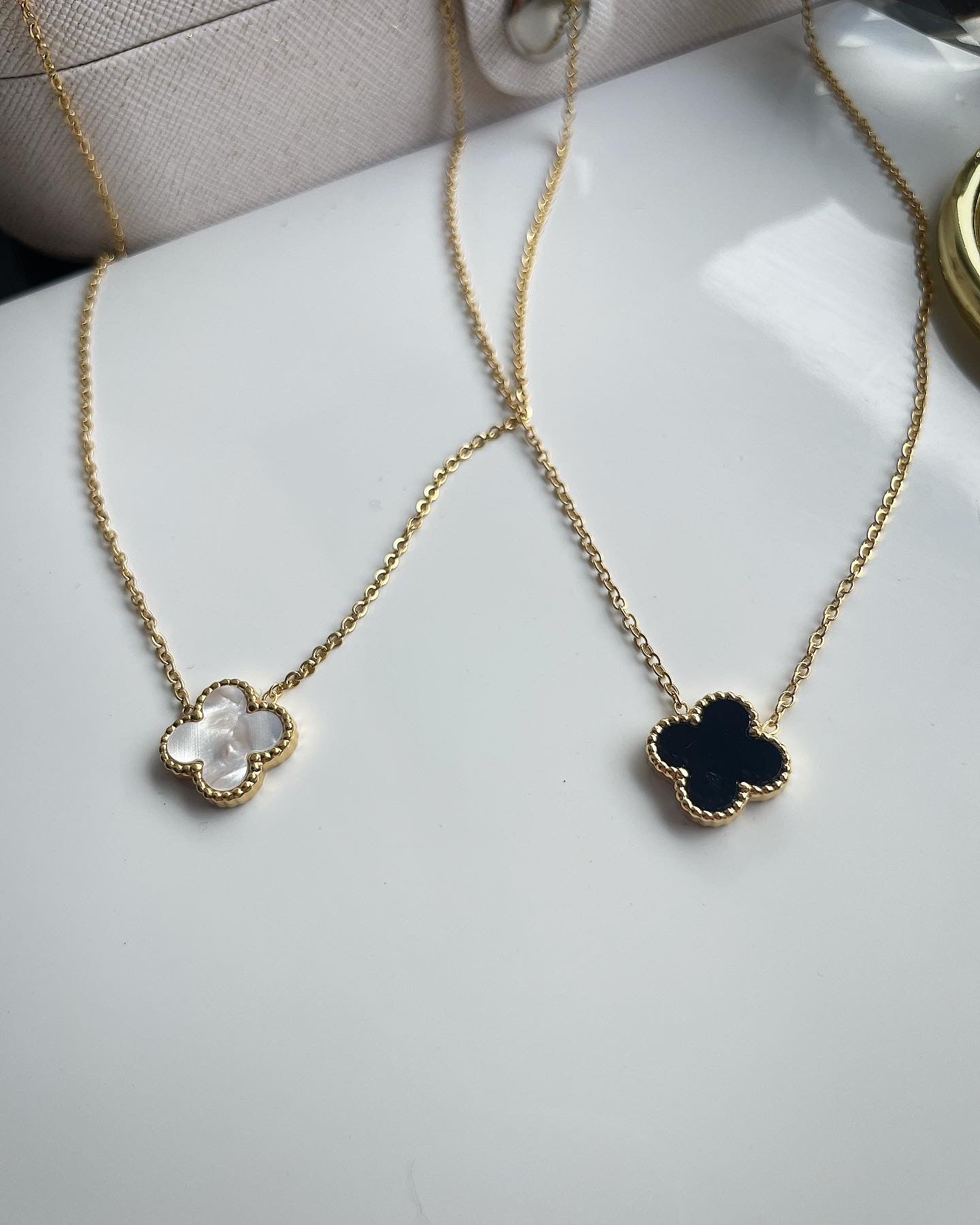 Колие с детелинка