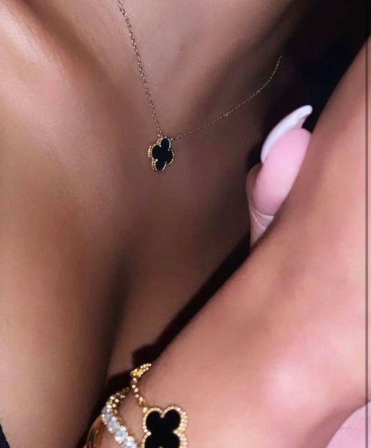 Колие с детелинка